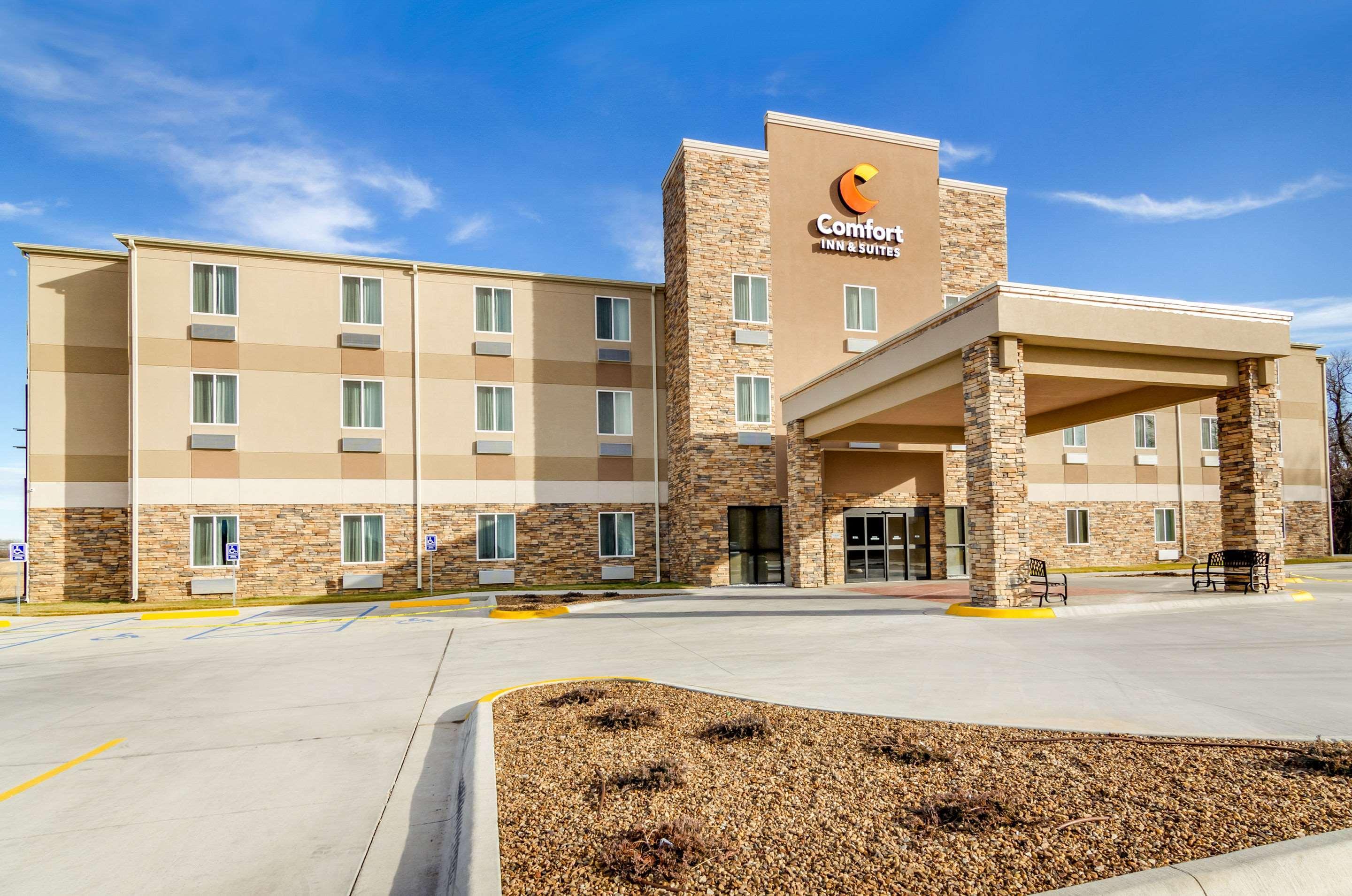 Comfort Inn & Suites Salina North מראה חיצוני תמונה